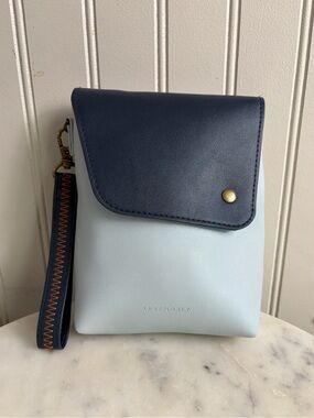 Raven + Lily American Airlines Travel Pouch Wristlet Light Blue & Navy NWOT Boho
